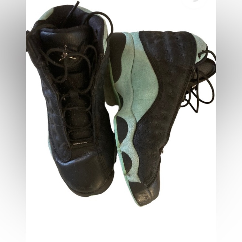 Jordan size 6.5 Big Kids